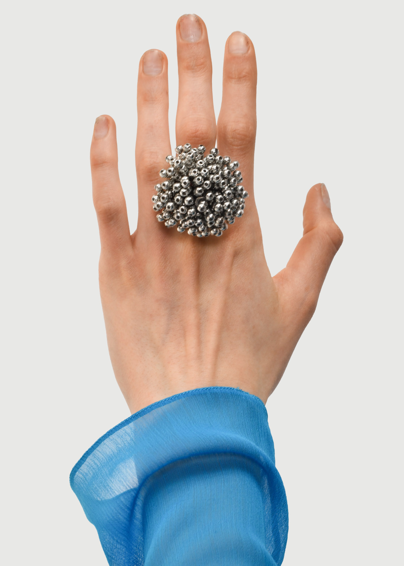 Medium Pom Pom Ring - Image 4